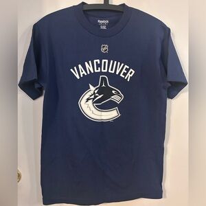 Reebok Women’s  Navy Vancouver Canucks Horvat Tee size S